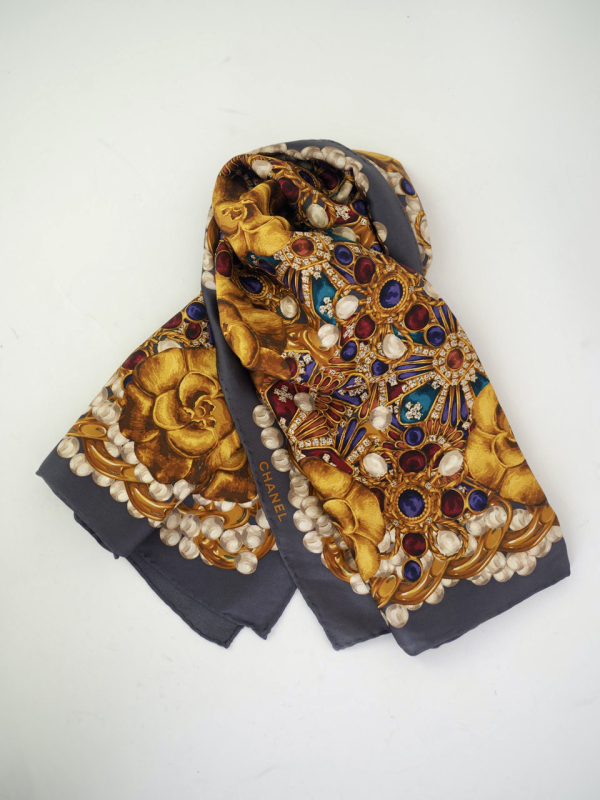 Scarf CHANEL Multicolor Camellia Silk Vintage - Image 2