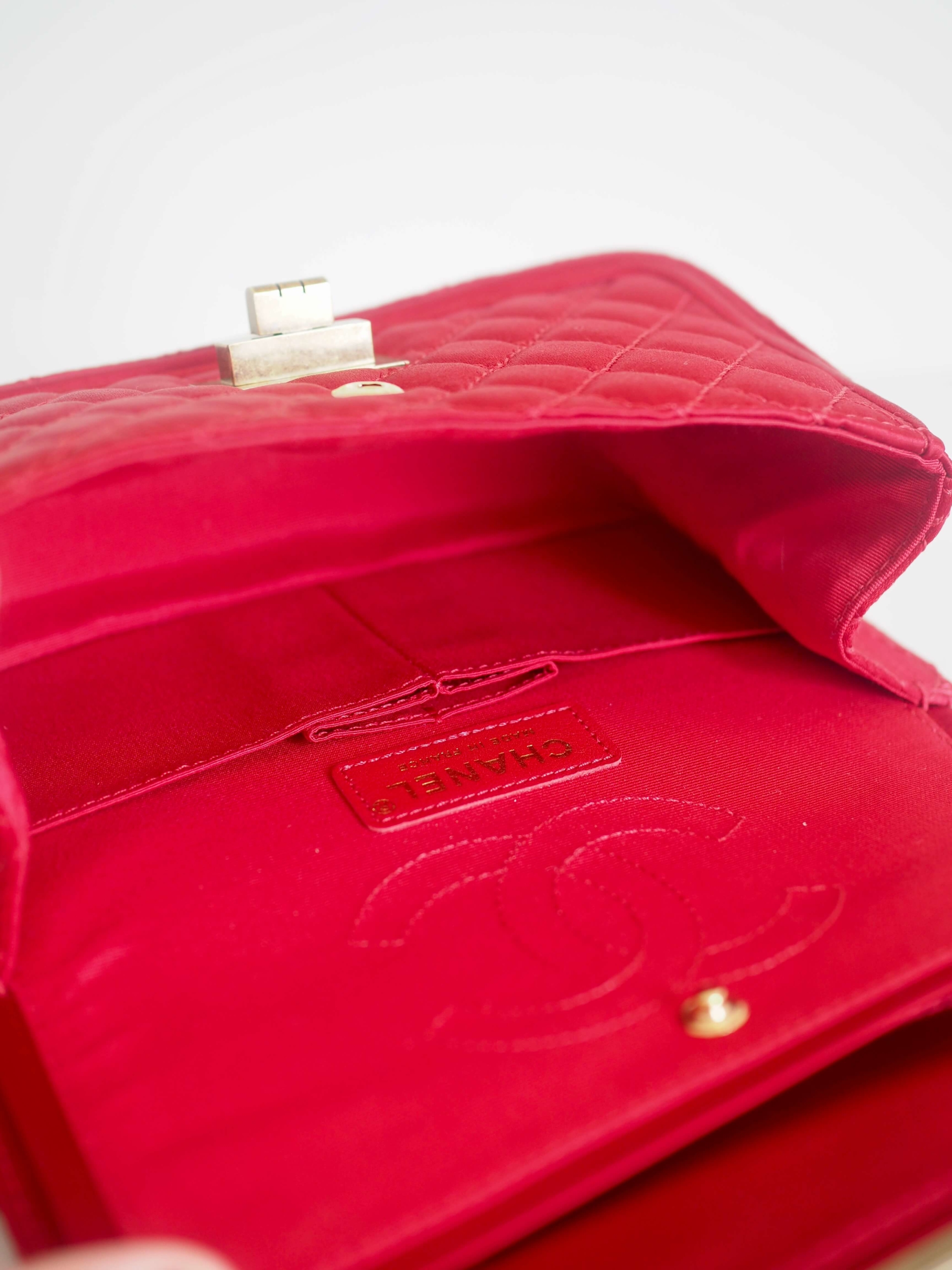 chanel mini red