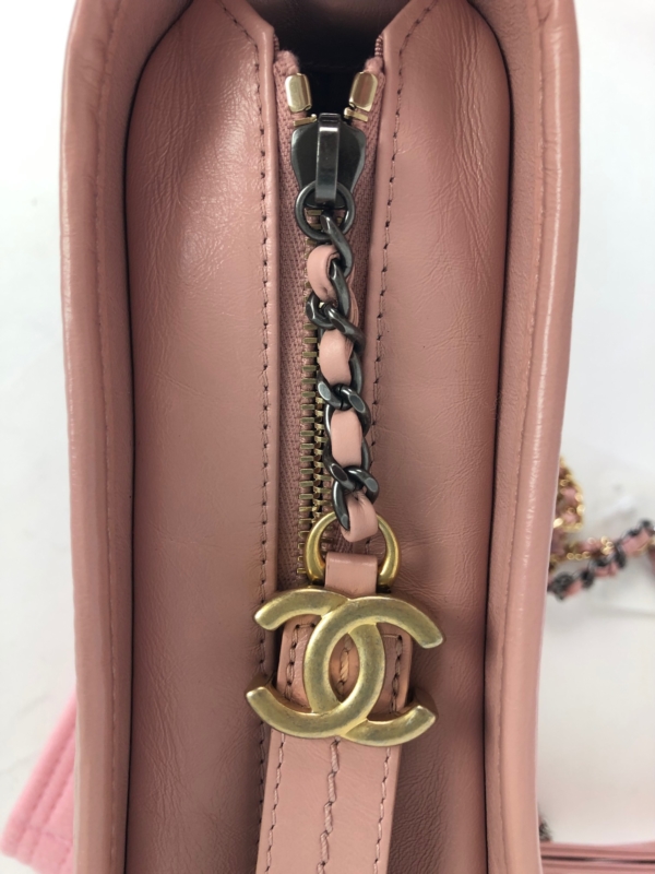 Bag CHANEL Gabrielle Hobo Small Pink Calfskin RGHW - Image 11