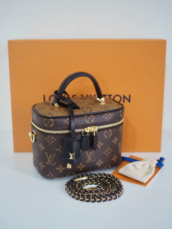 Bag LOUIS VUITTON Vanity Reverse Monogram Canvas PM - Image 11