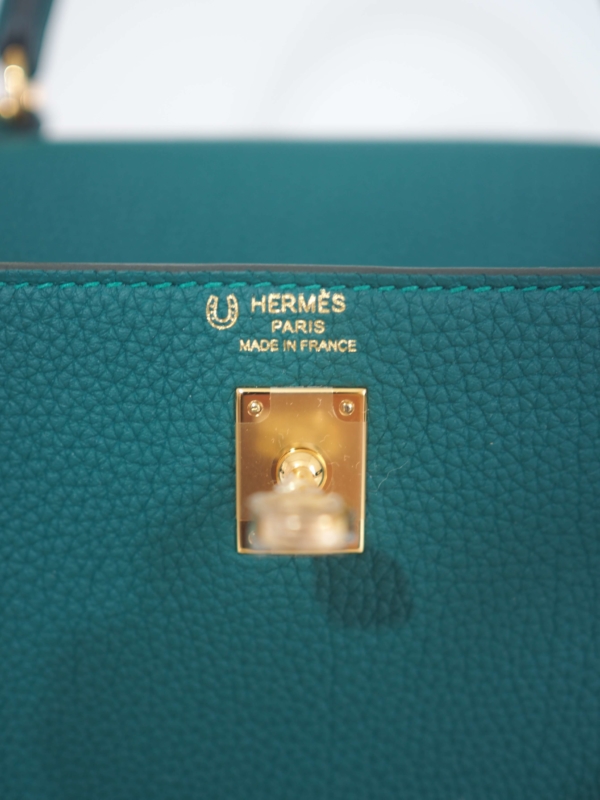 Bag HERMES Kelly 25 Togo Malachite Gold Hardware - Image 7