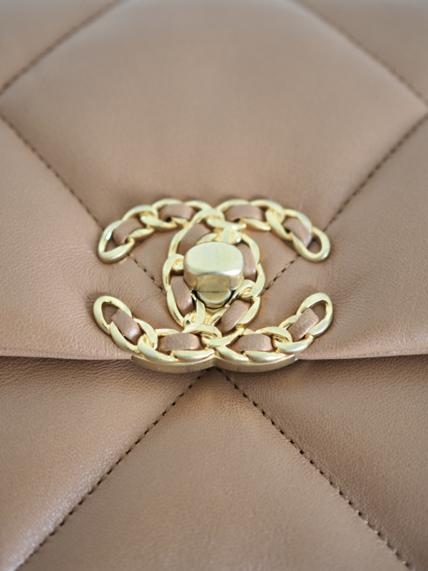 Bag CHANEL 19 Small Caramel Lambskin GRH - Image 9