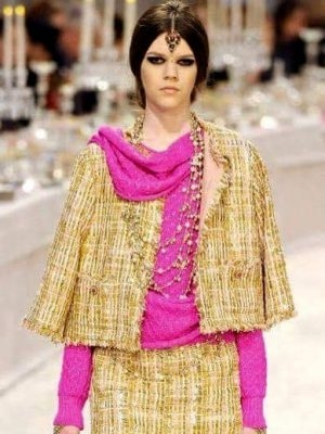 Why Chanel tweed jacket became the most iconic fashion item.