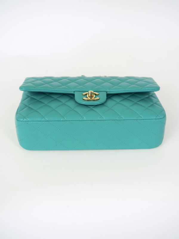 Bag CHANEL Timeless Medium Turquoise Lambskin GHW - Image 4