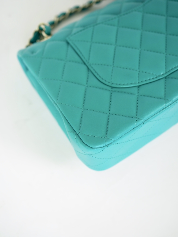 Bag CHANEL Timeless Medium Turquoise Lambskin GHW - Image 8