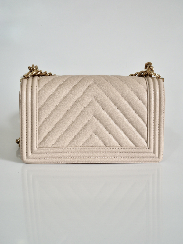 Bag CHANEL Boy Medium Beige Grained Calfskin GHW - Image 2