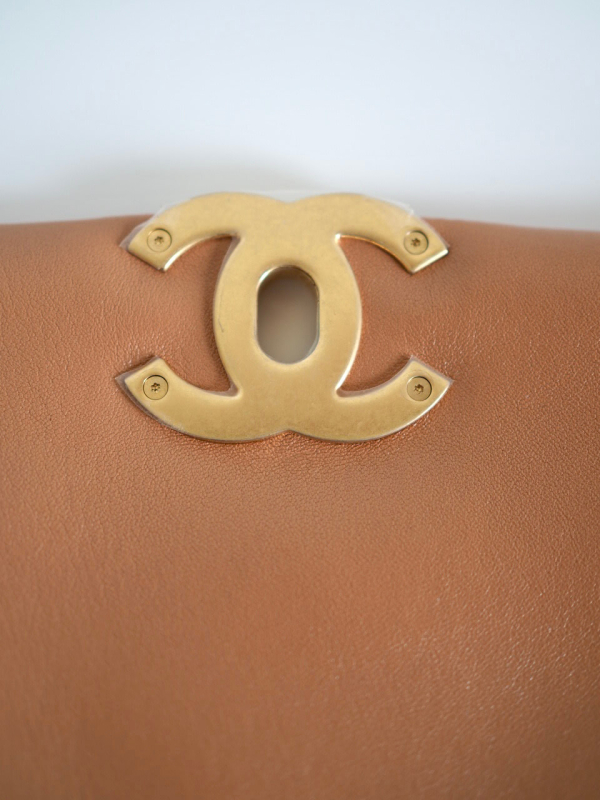 Bag CHANEL 19 Small Caramel Lambskin GRHW 21K - Image 13