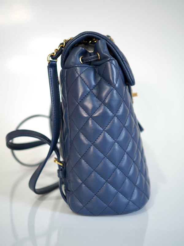 Backpack CHANEL Urban Spirit Blue Lambskin GHW - Image 4