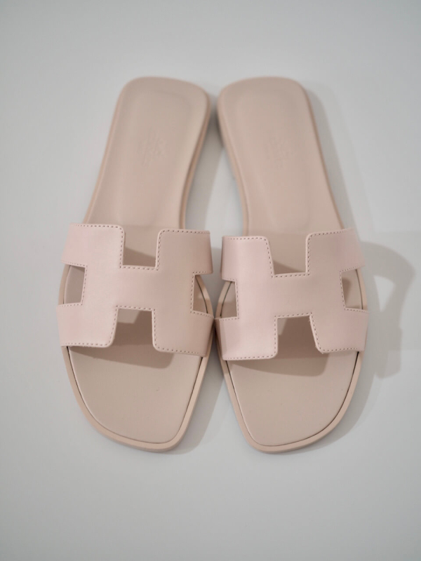 Sandals HERMES Oran Box Rose Pale Size 38 - Image 5