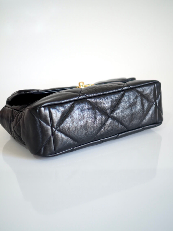 Bag CHANEL 19 Large Black Goatskin GRHW - Image 7