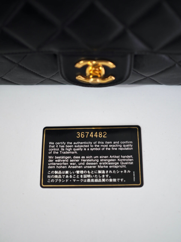 Bag CHANEL Vintage Medium Diana Black Lambskin GHW - Image 16