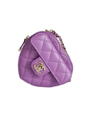 Chanel in Love 22S Heart purple lambskin clutch with chain new