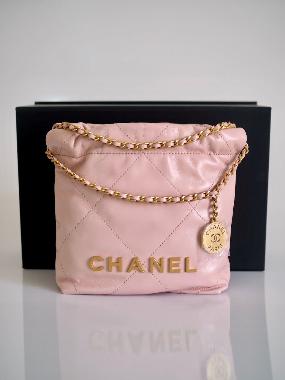 Chanel 22 mini hobo bag pink calfskin GHW