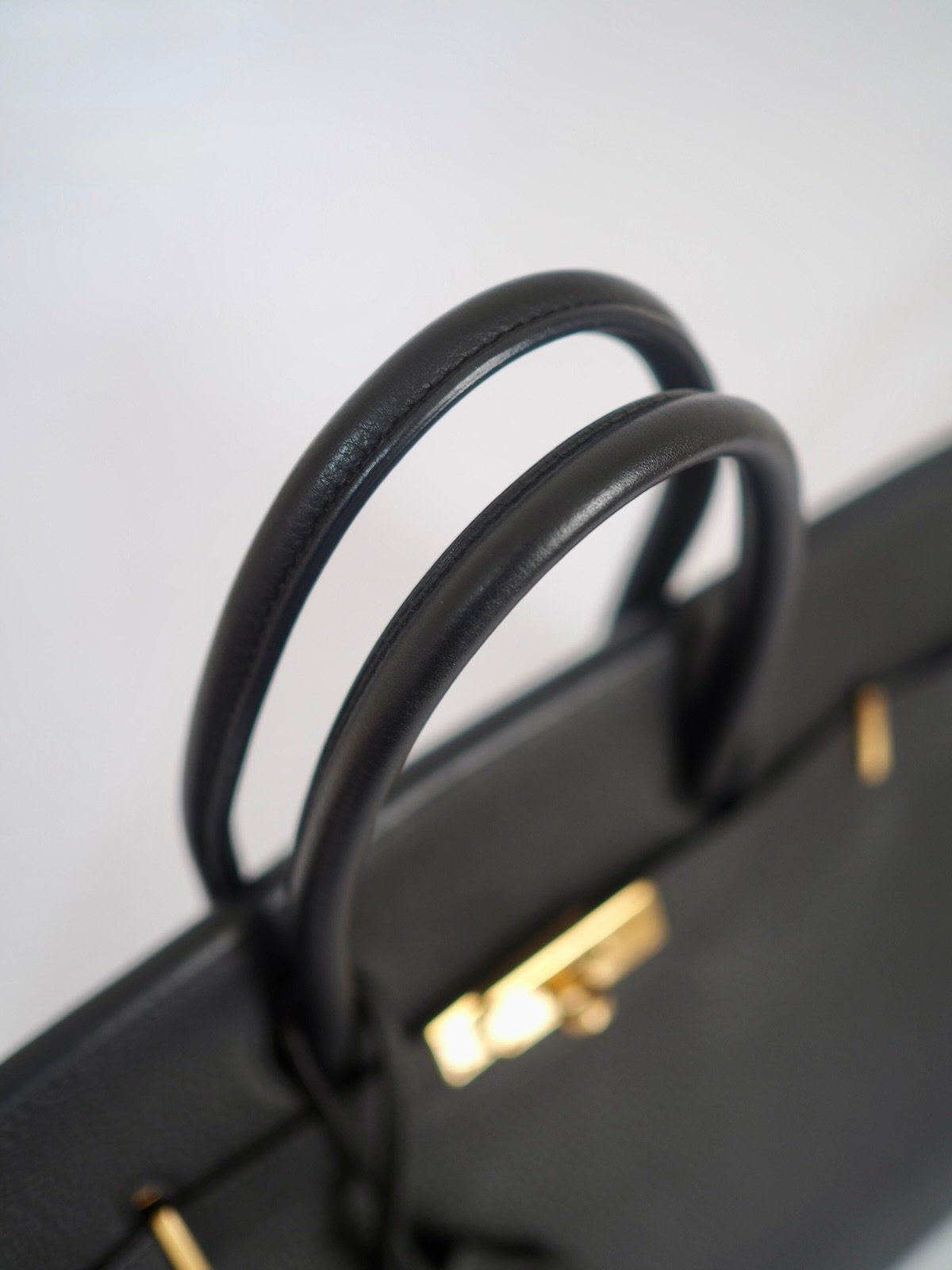 HERMES Birkin 35 Noir Togo Gold Hardware - Image 10