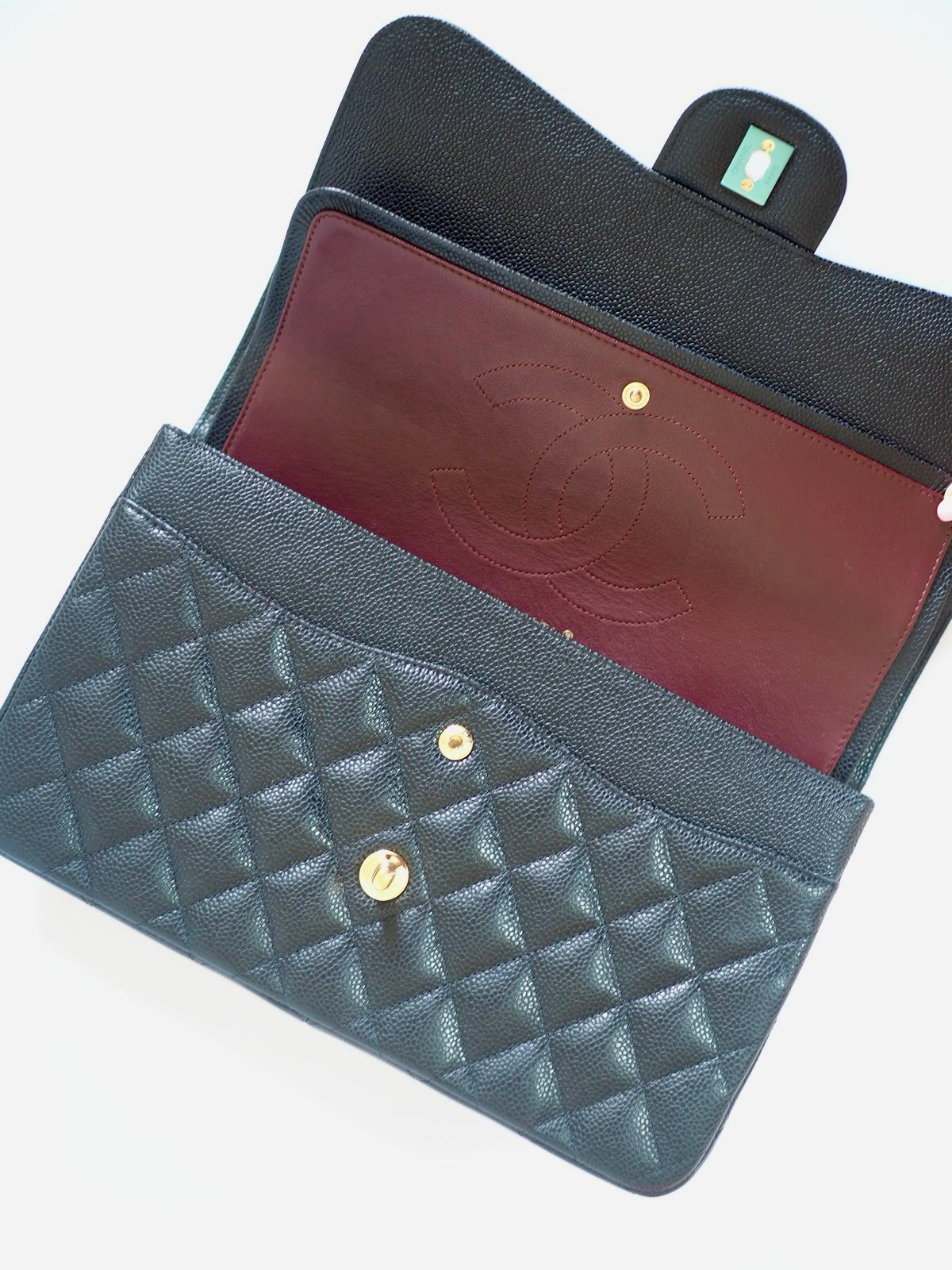Chanel Classic jumbo double flap bag black caviar leather gold hardware 8